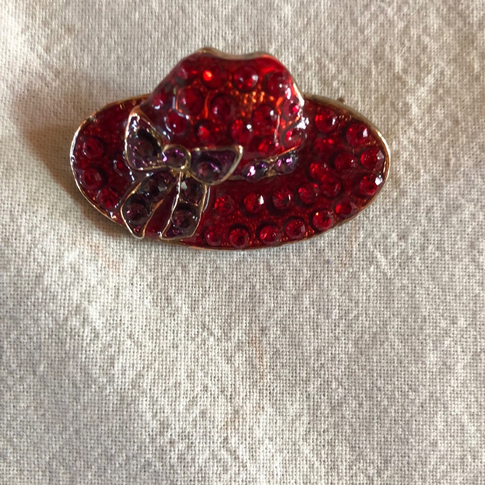 VINTAGE RED RHINESTONE HAT BROOCH